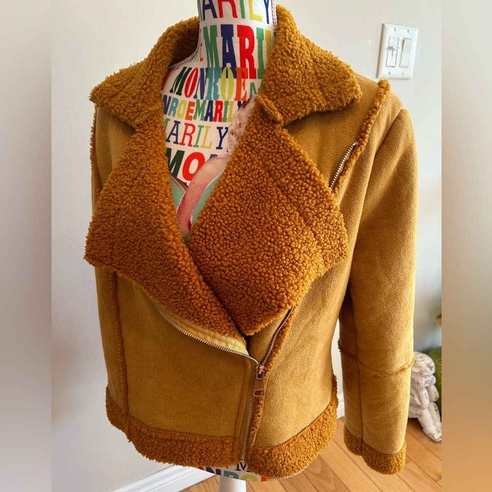 NWT Honey Coloured Jacket by Astrid Made In Italy